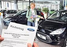 In vielen Autohäusern, wie hier bei Ford, unterstützen kompetente Fachleute bei der Online-Beantragung der Umweltprämie. Foto: Autoreporter/Ford/GP